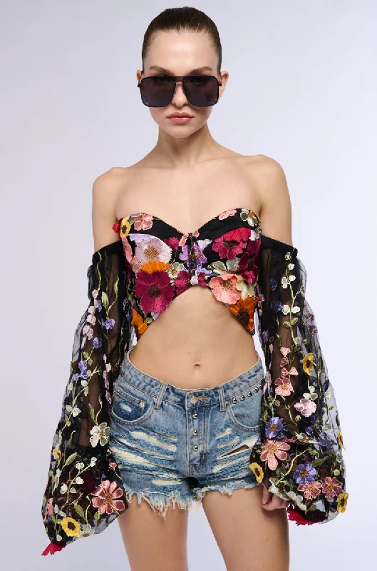 BOTANICAL BEAUTY CROPPED SHEER SLEEVE TOP