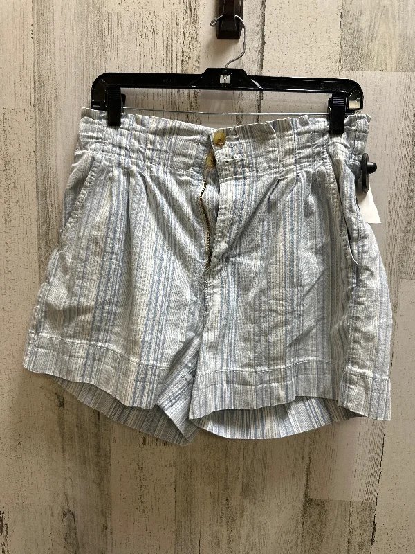 Blue Shorts American Eagle, Size 8