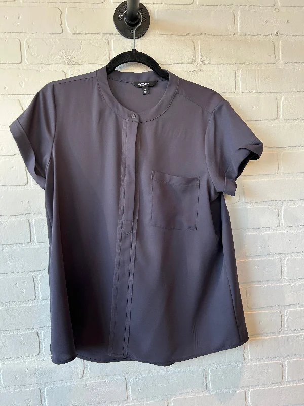 Top Short Sleeve By Simply Vera In Grey, Size: Lp