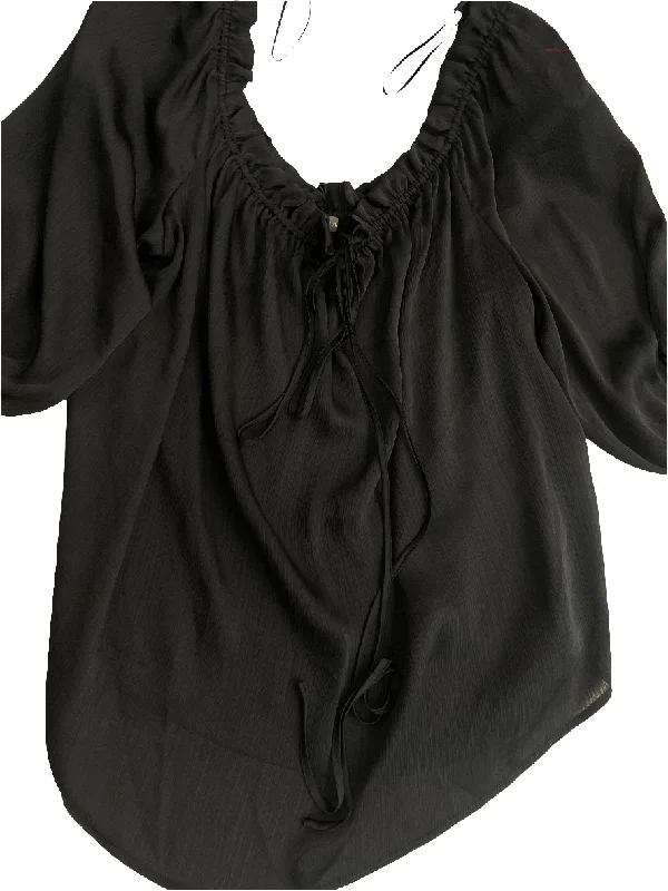 Top Short Sleeve By Vince Camuto In Black, Size: 3x