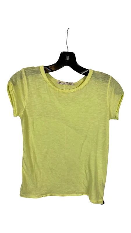 Top Short Sleeve By We The Free In Yellow, Size: Xs